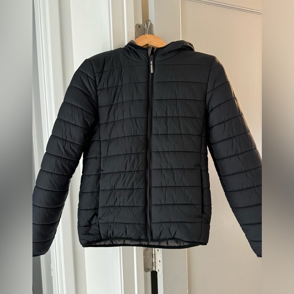 Boys Cat & Jack puffed jacket size Large